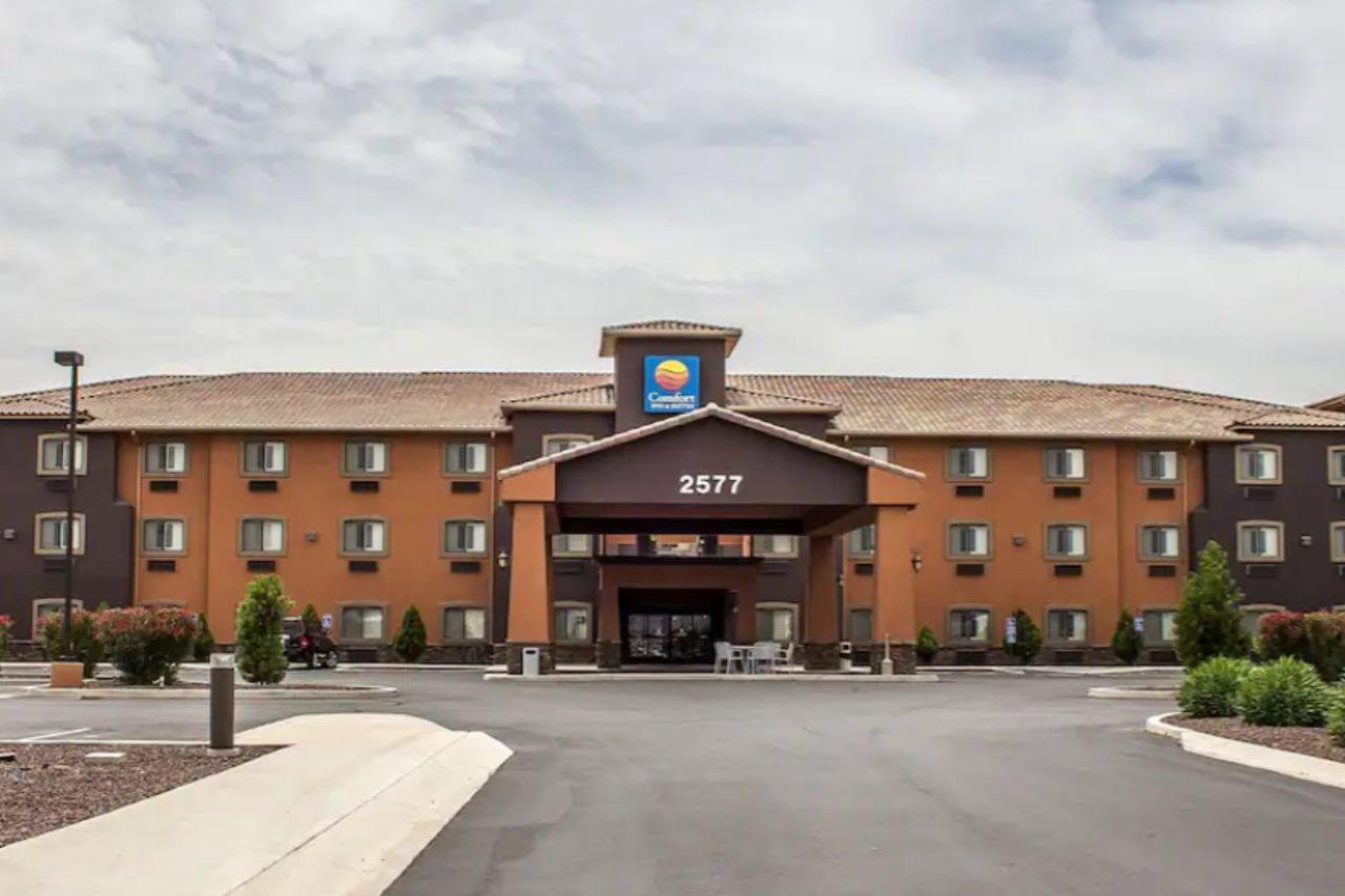 Comfort Inn And Suites Thatcher Екстериор снимка