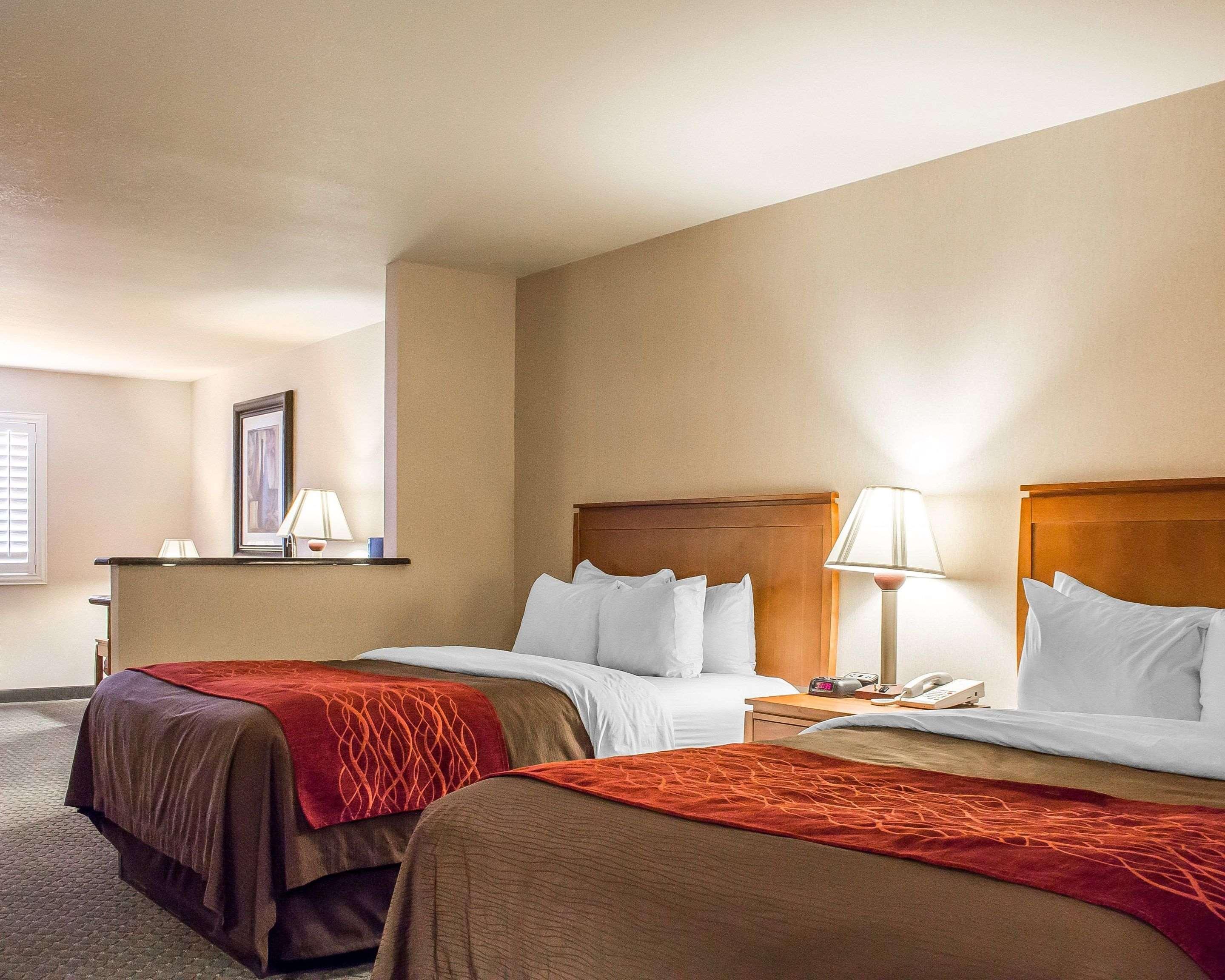 Comfort Inn And Suites Thatcher Екстериор снимка
