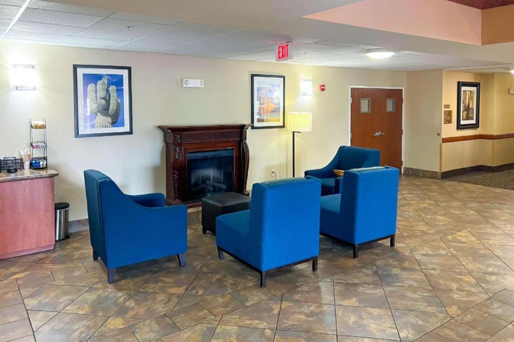 Comfort Inn And Suites Thatcher Екстериор снимка