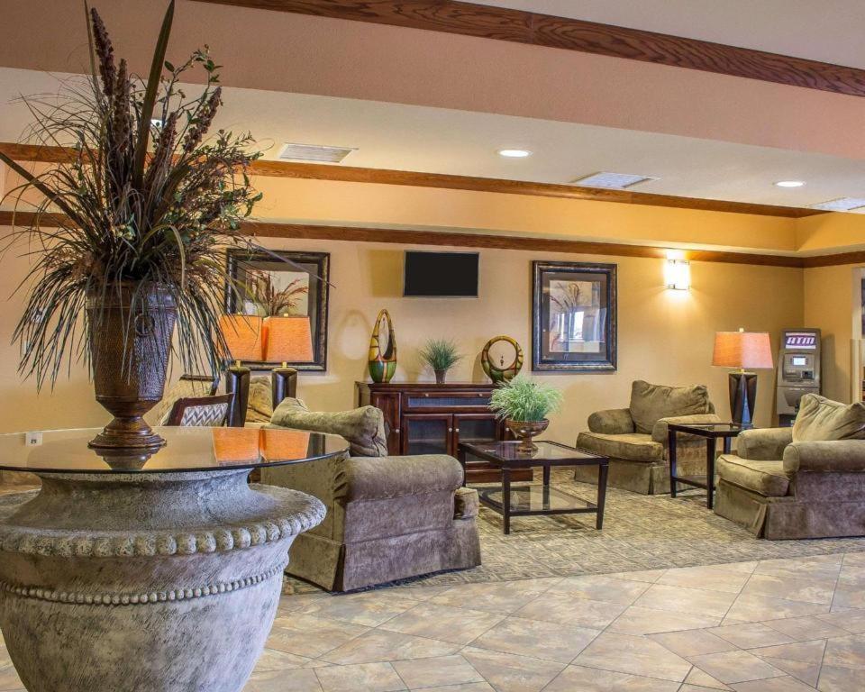 Comfort Inn And Suites Thatcher Екстериор снимка