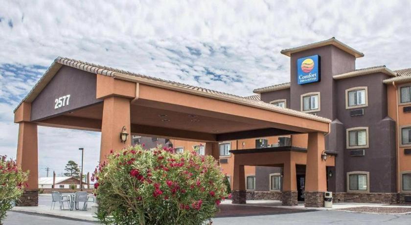Comfort Inn And Suites Thatcher Екстериор снимка