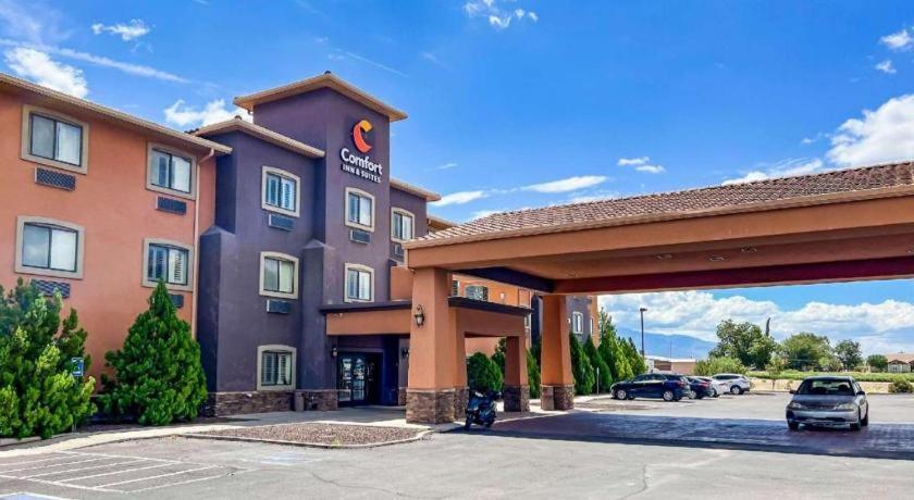Comfort Inn And Suites Thatcher Екстериор снимка